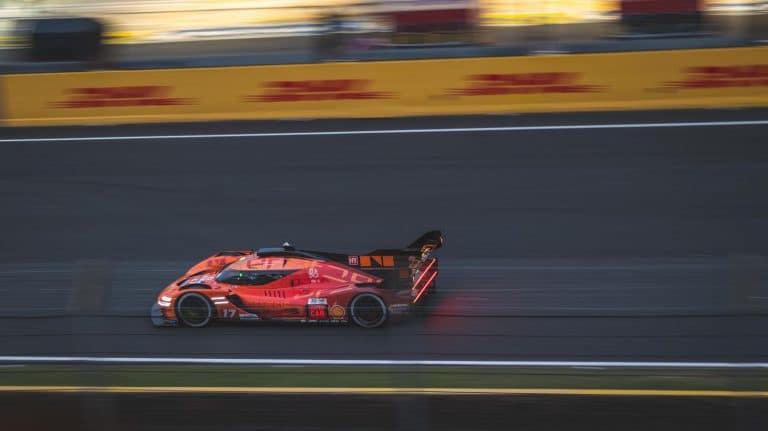 Les technologies hybrides à Le Mans : laboratoire de l'automobile de demain